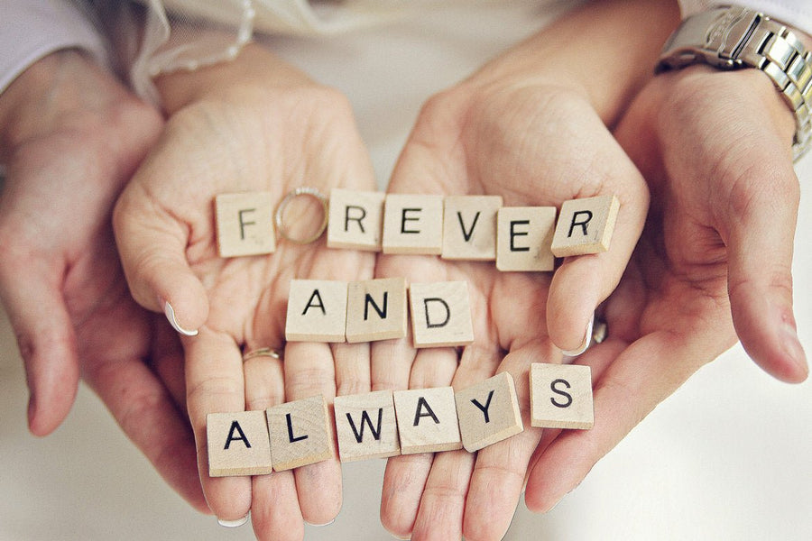 C O M M I T M E N T    S P E L L S