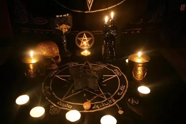 Semi precious gems and crystals in their magic spell castings - Spells and Psychics
